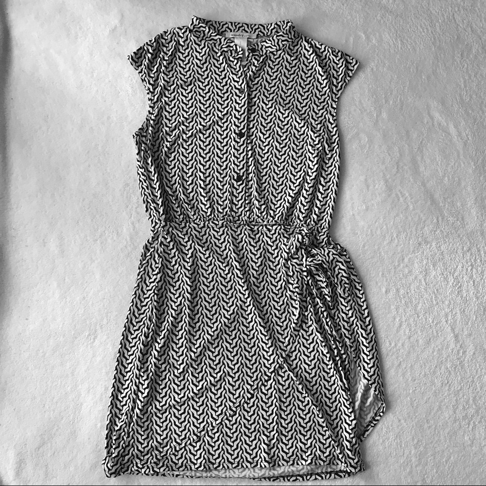 Laundry Black & White Faux Wrap Dress size M